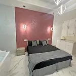 Ta' Stef's Suites Appartamento *