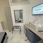 Appartamento Ta' Stef's Suites *