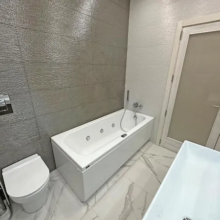 Ta' Stef's Suites Апартаменты Сан Лоренц