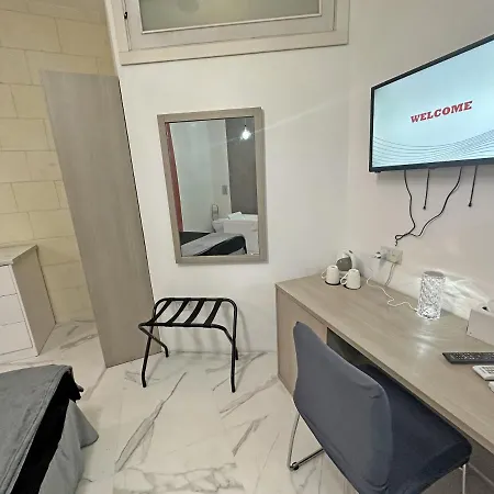 شقة Ta' Stef's Suites *