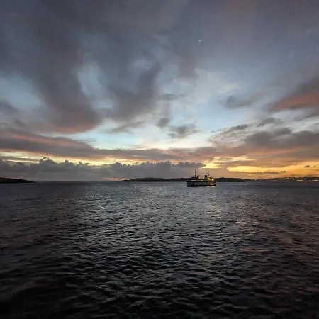 Ta' Stef's Suites Апартаменты Сан Лоренц