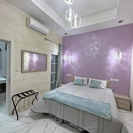 Ta' Stef's Suites